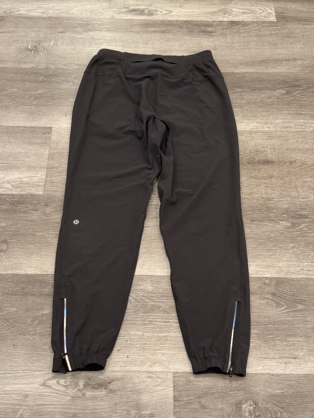 Lululemon Surge Hybrid Jogger Mens S Gray Running Reflective Stretch Active 29"
